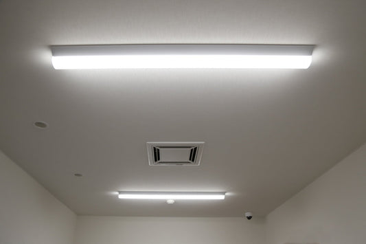 【換気扇】ホールの換気扇取替工事サービス【店舗】